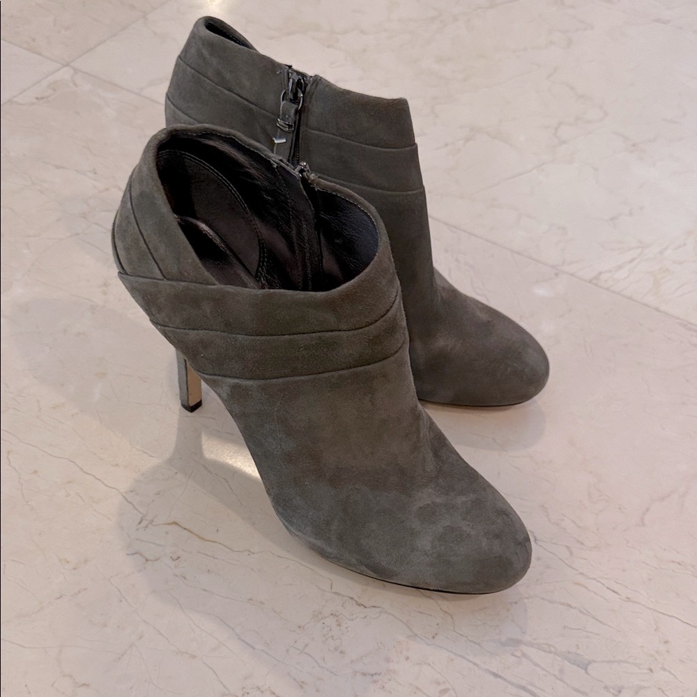 Via Spiga Dark Gray Heeled Boots